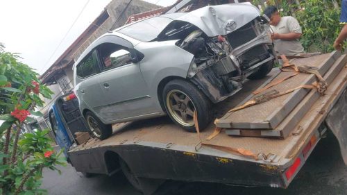 mobil eks laka
